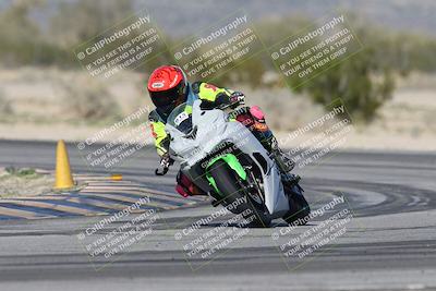 media/Jan-15-2026-Racers Edge (Thu) [[dfebeb70ab]]/3-B Group/Session 4 (Turn 5)/